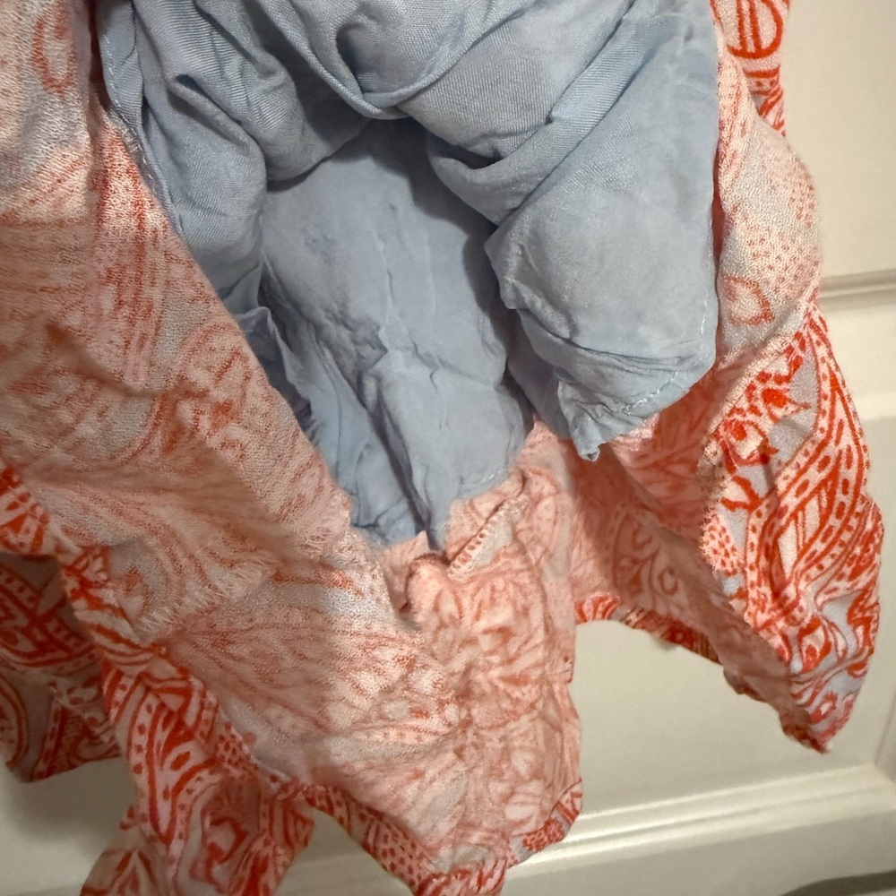 Cupcakes & Cashmere Orange and White Paisley Romper Size Small - Picture 3 of 8